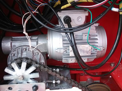 Drive motor