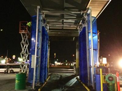 Drive-Through Bus Wash System